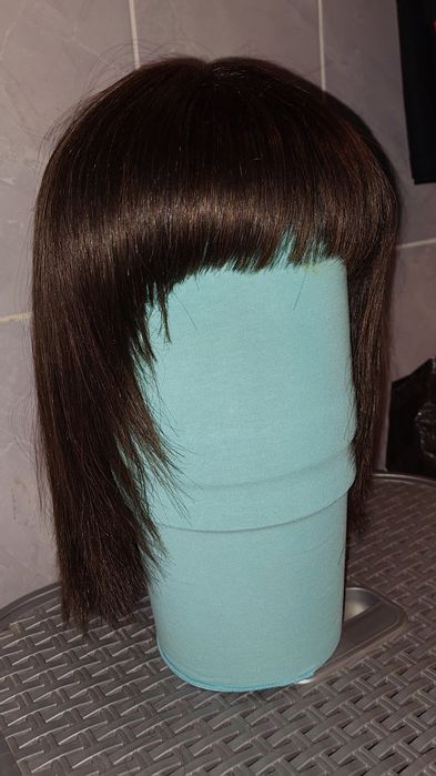 Продам парик из натуральных волос.