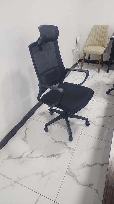 Мебел ва смарт доска