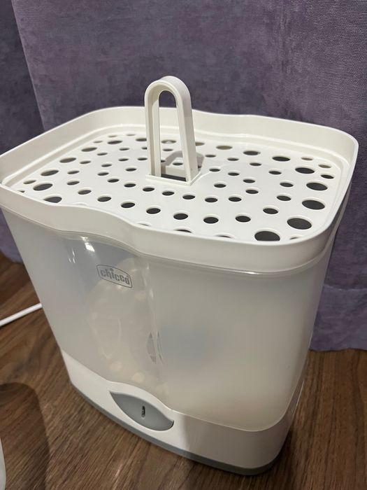 Стерилизатор 2-в-1 от Chicco