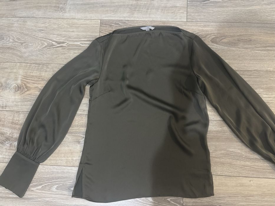 Блузка в цвете хаки из H&M