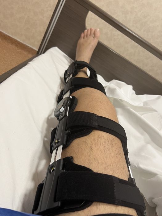 Orteza genunchi reglabila