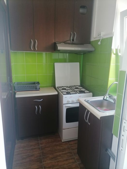 Garsoniera de închiriat.