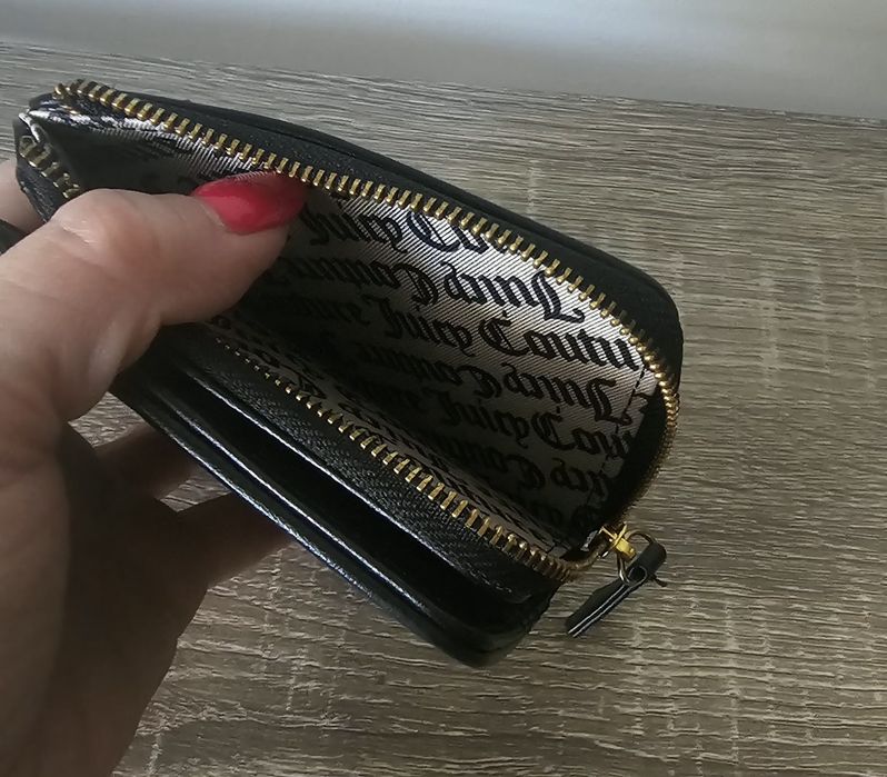 Дамско малки портомоне juicy couture