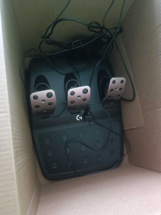 Продавам волан  за play station G923