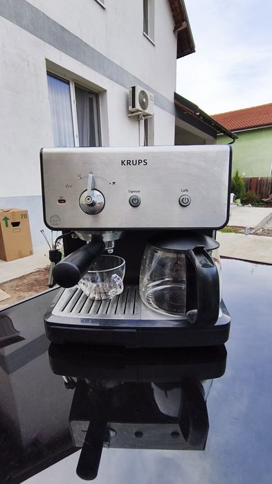 Espresso Krups cu cafetieră