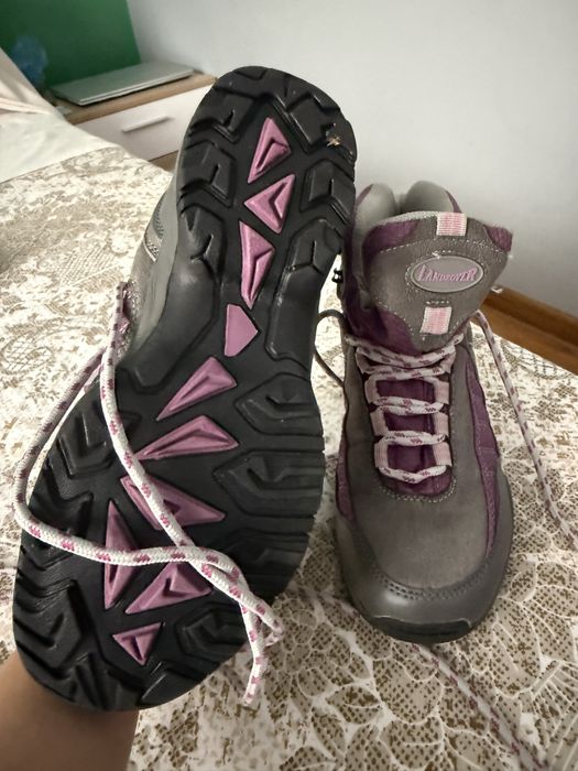 Туристически обувки Landrover