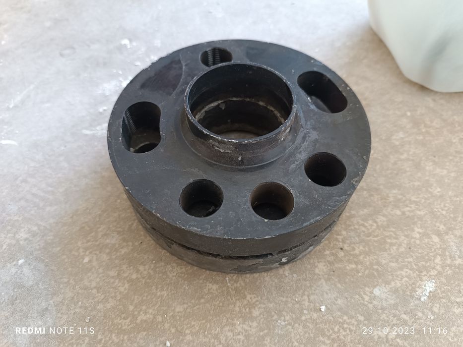 Универсални фланци 20 мм