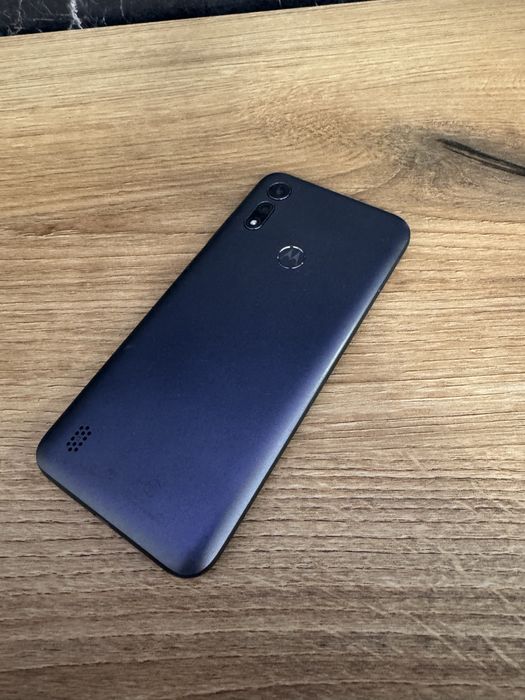 Мобилен телефон Motorola e6i