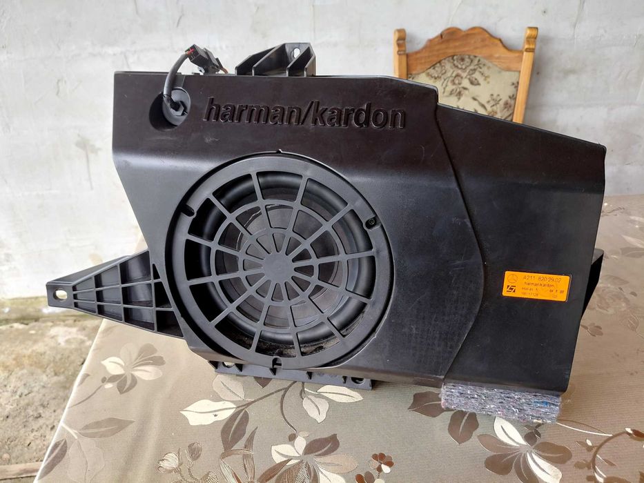 Буфер harman kardon за w211