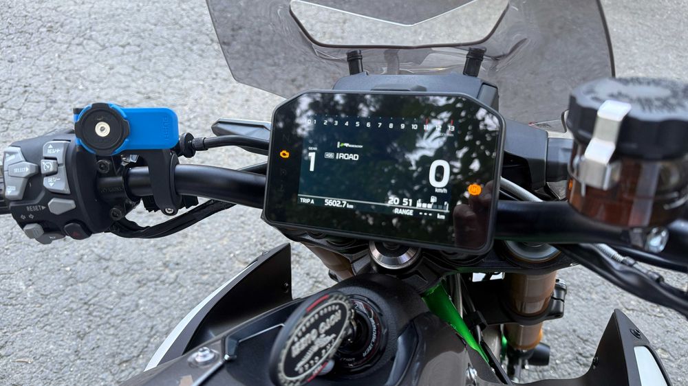 Kawasaki Z900 SE (2025) – 5000 km, Stare Impecabila, Accesorizat