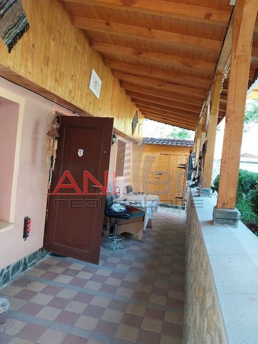 Къща в София, област-гр.Годеч площ 55м2, 330м2 УПИ, цена 125000€