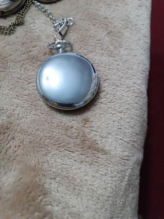 Джобен часовник нови!