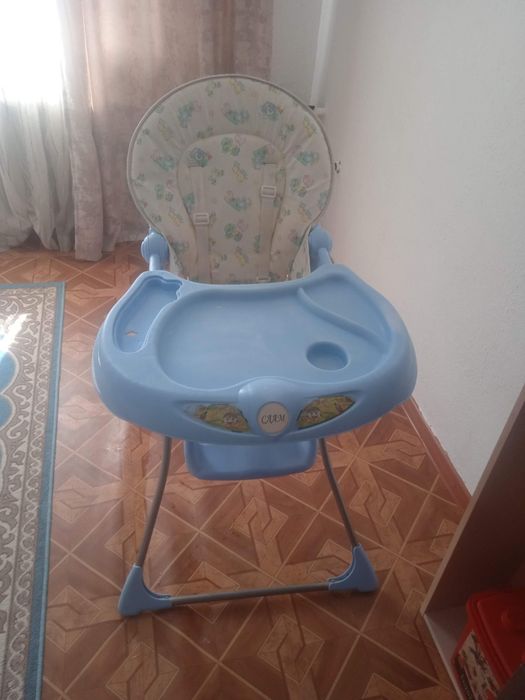 Отдам детский стул и бортики для манежа