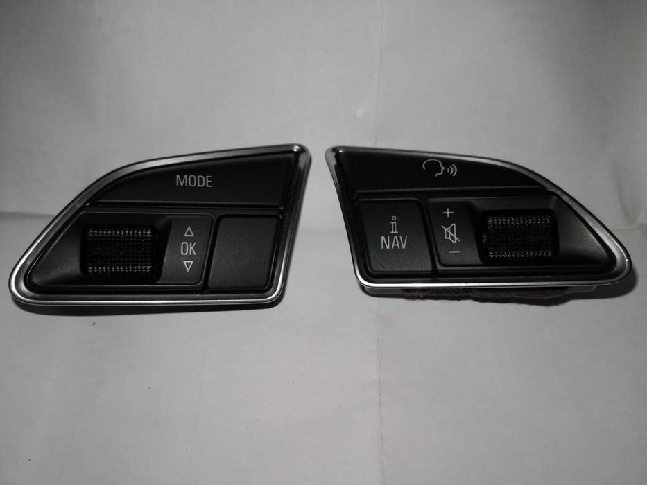 Многофункционални  бутони на волан без DSG пера AUDI A4 A5 Q5 ...