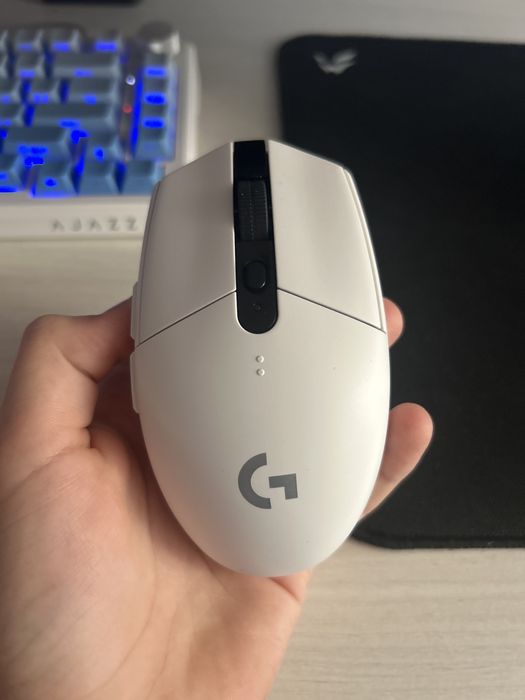 продаю logitech g305