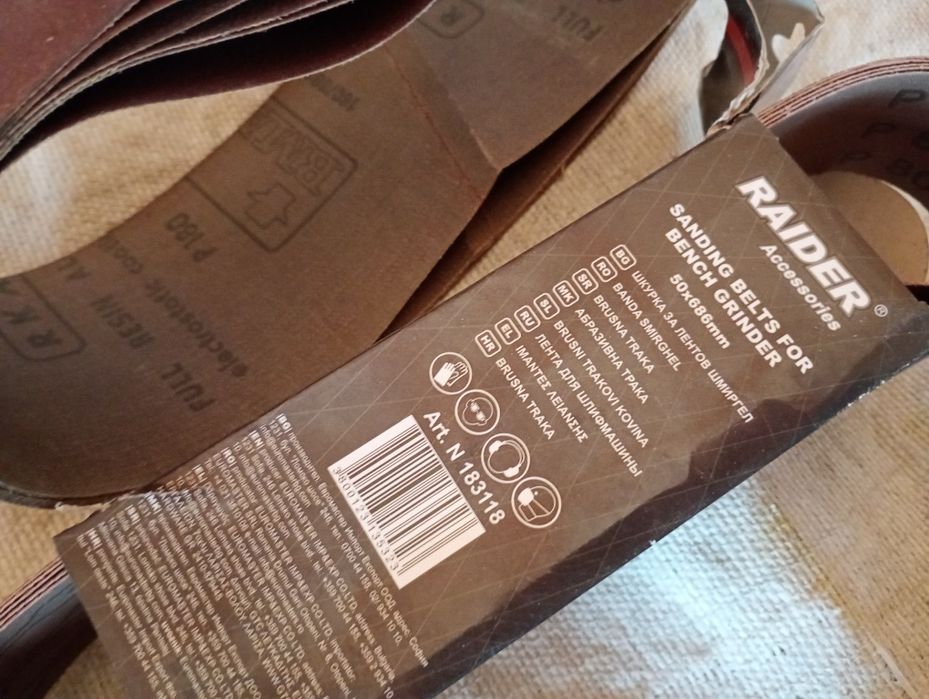 Aparat electric de șlefuit parchet