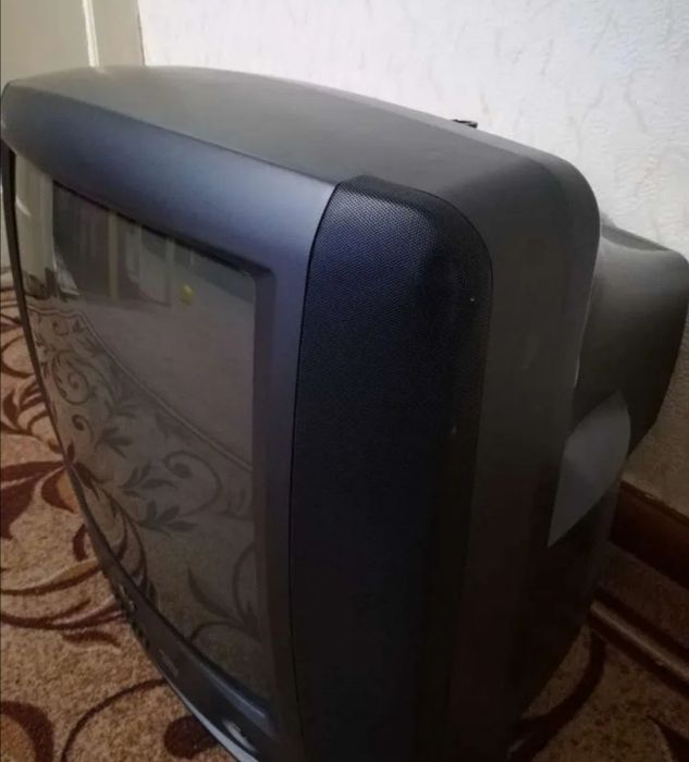 Телевизор LG saundmaх