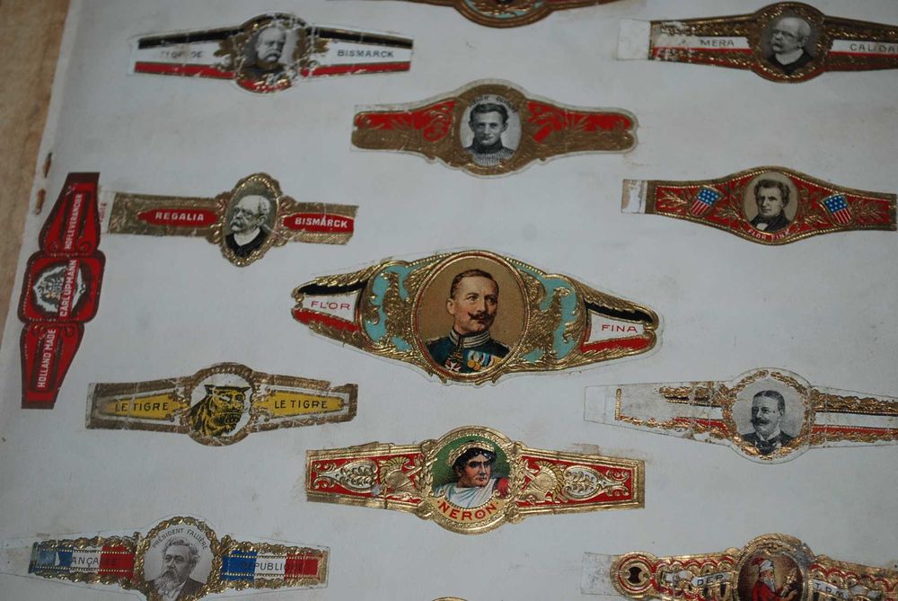 Vand caiet de colectie cu etichete vechi ,de trabucuri