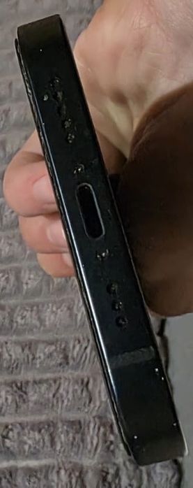 Продам iphon 13 без гарантии