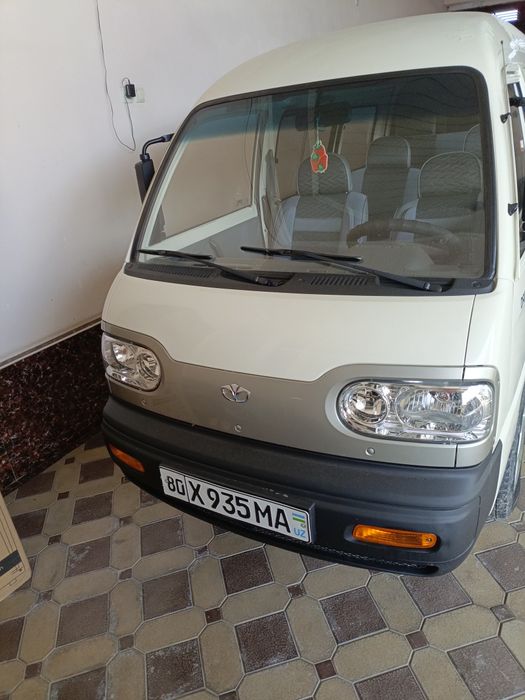 Damas                   .