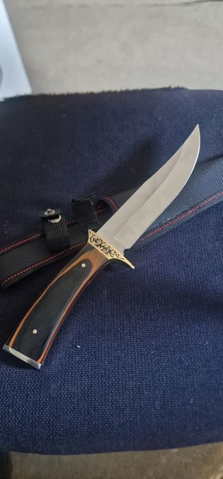 Ловджийски нож Columbia.