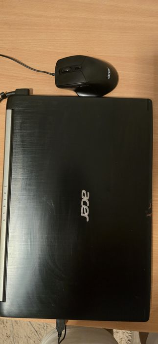 Acer Aspire A715-72G