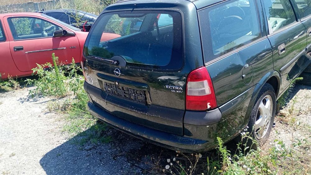 Продава се само на части Опел Вектра Б 1.6 16v Ecotek