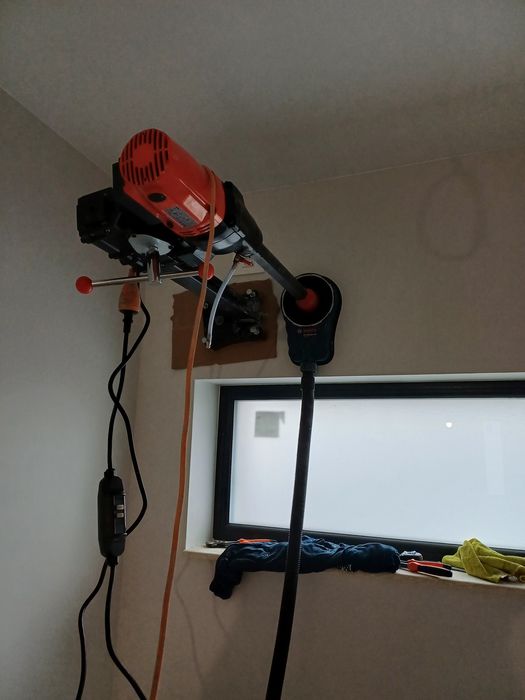 Carotare gauri hota, aer conditionat