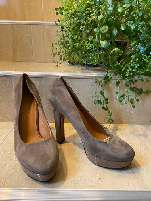 Vand incaltaminte de dama