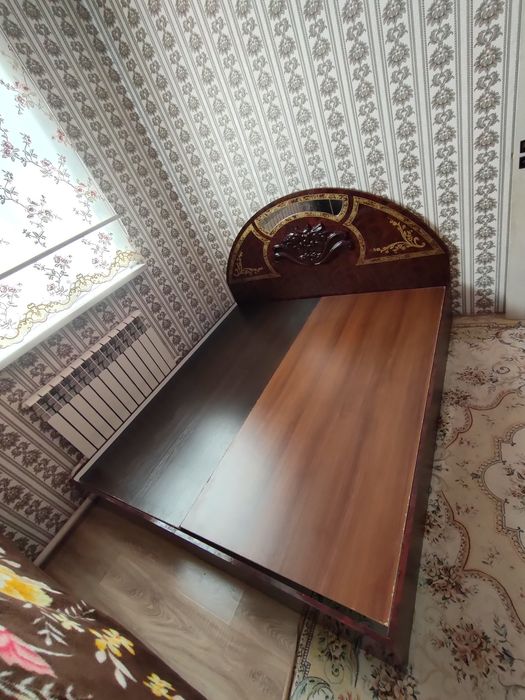 Продам 2-х спальный кровать