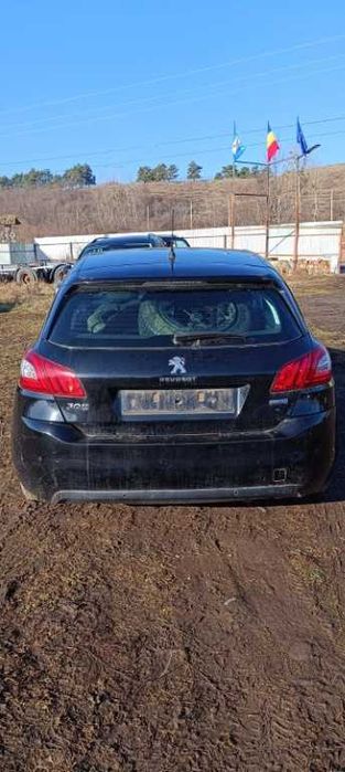 Dezmembrez Peugeot 308  1.6Hdi 2016