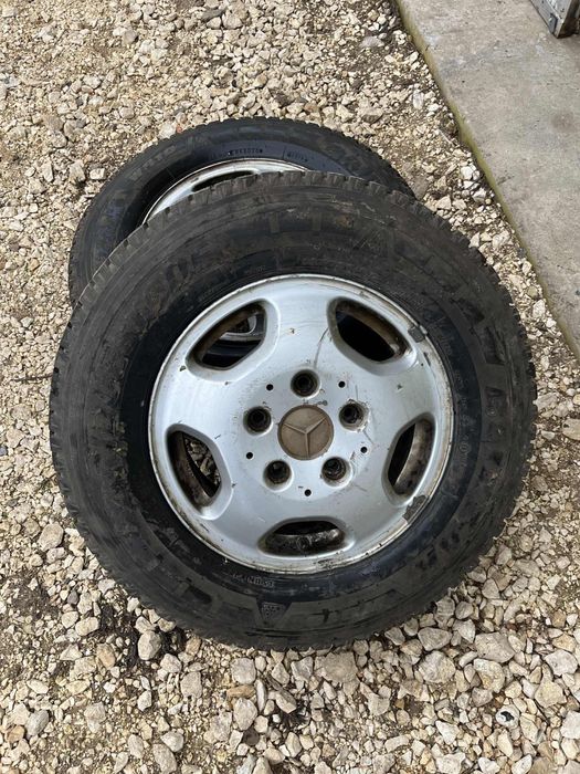 Гуми bridgestone 225/75-15