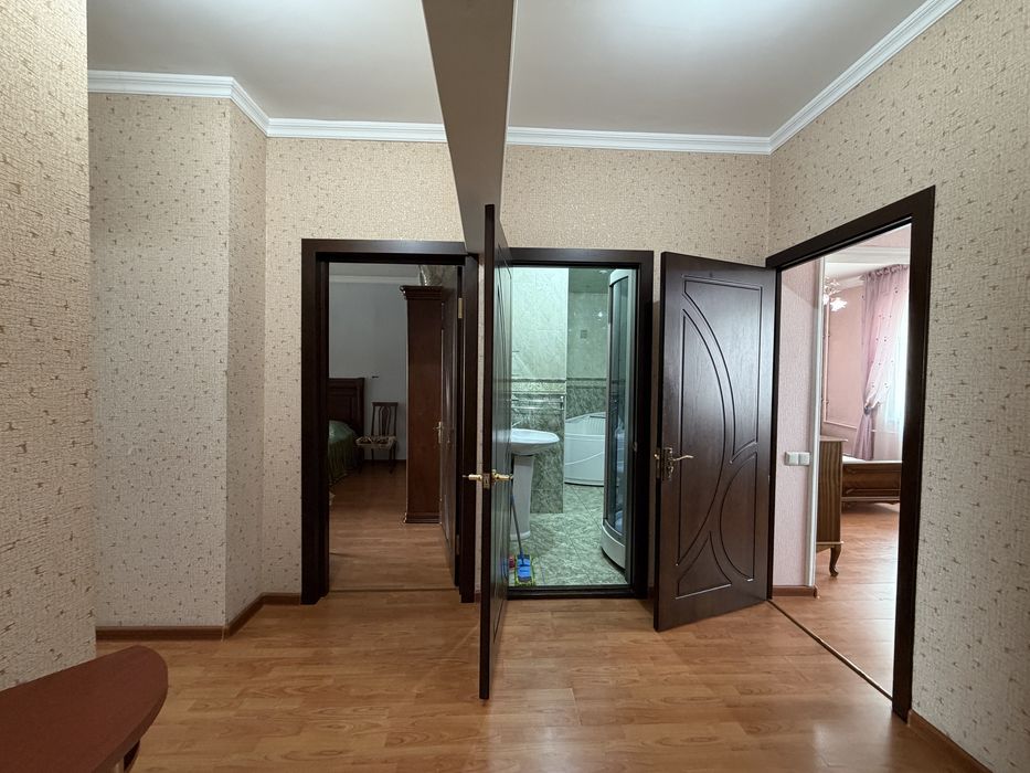 Продается квартира 5 в 3 комнаты 7 этаж 110.8 м² Яккасарайский район