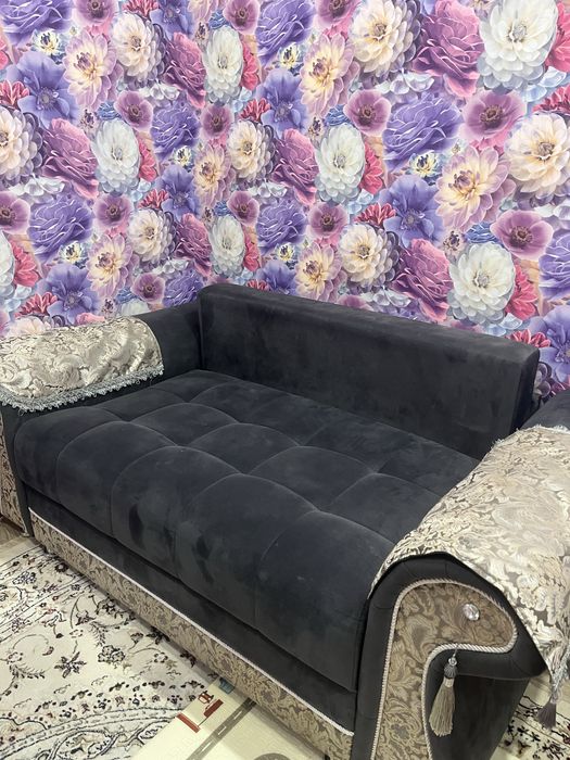 Диван сатылады почти новый