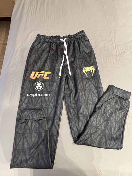 Продам мужские вещи