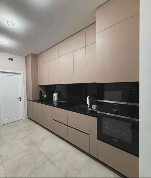 Кухнний гарнитур