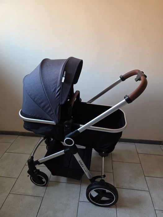 Продаётся детская коляска