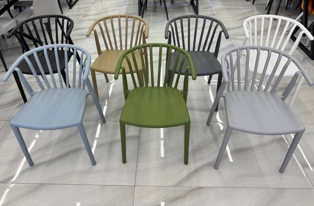 Plastmassa  stullar optom narxda 280000