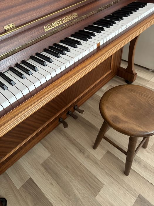 Немско пиано Alexander Herrmann