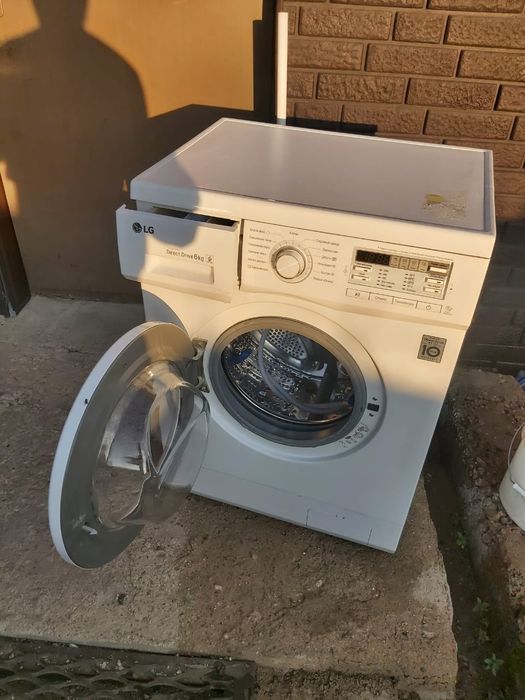 Продам тиральную машину LG