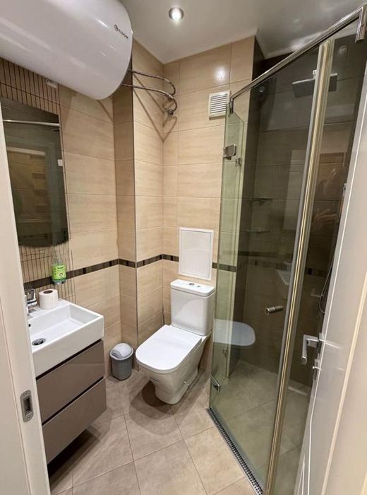 Дава се под наем Тристаен апартамент в София, Витоша - 85 кв.м за 987.36 € - Снимка #11