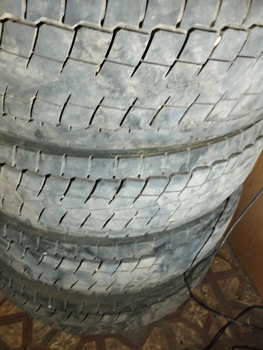 Шины грузовые б/у
