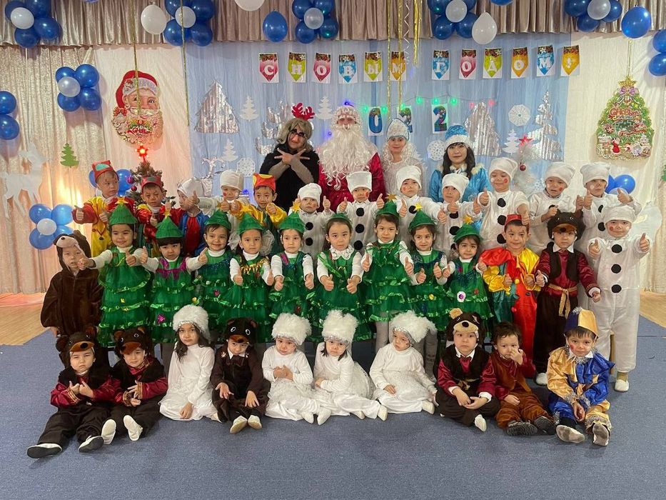 Костюмы на прокат.             ижарага Хар хил кийимлар