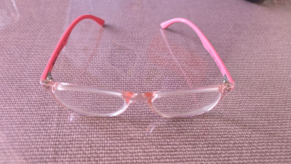 Продам очки детские