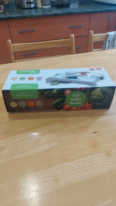 Продаю новую терку овощерезку