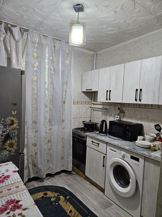 Сдам 2х комн квартиру