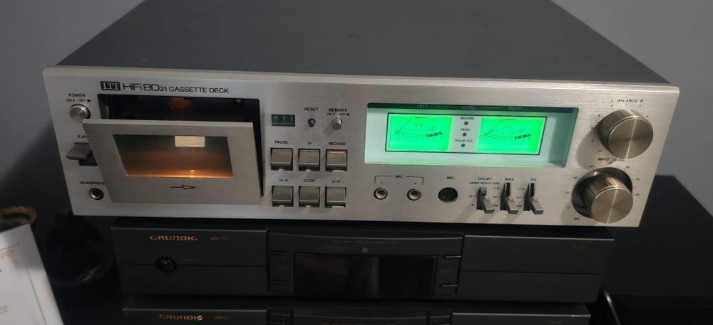 Deck vintage  ITT hi-fi 8021