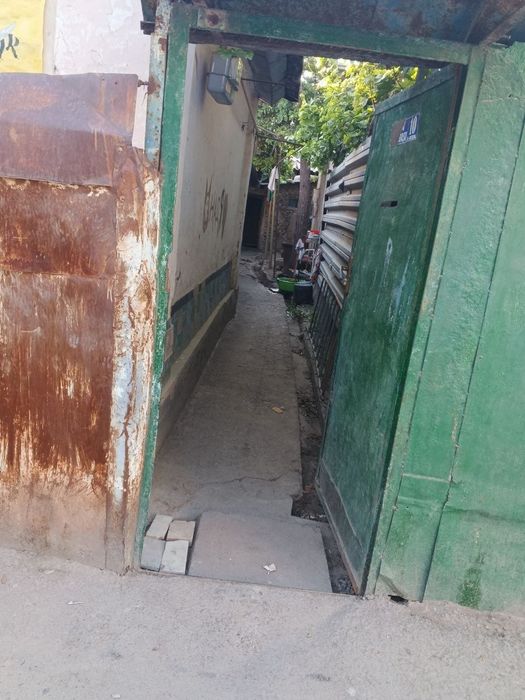 Продаю участок- дом, 2 сотки, Ор-р метро Дустлик !