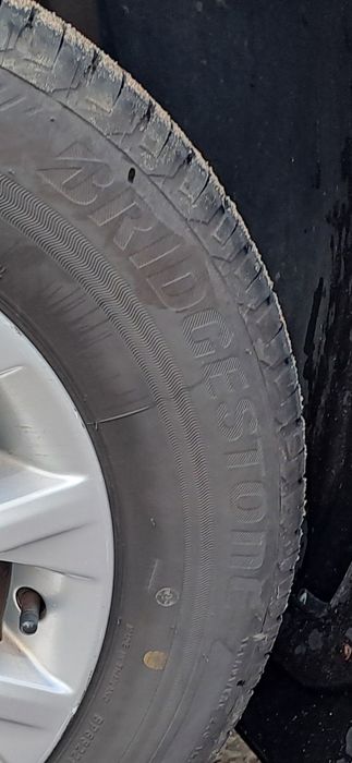 Шины Bridgestone 70000