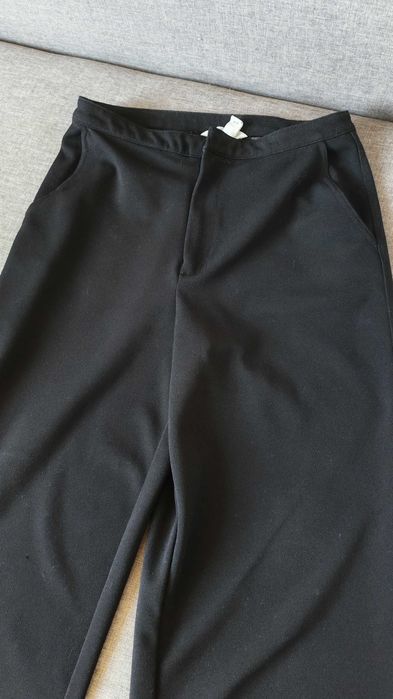 Черен панталон H&M
